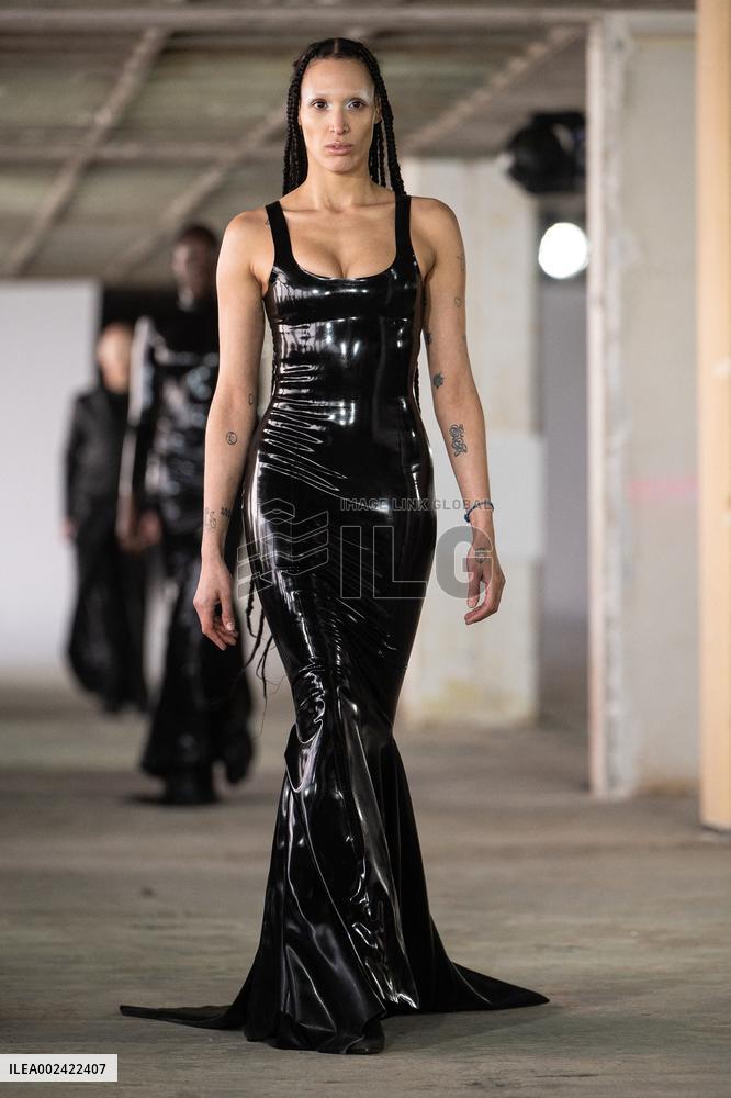 PFW - Avellano Runway