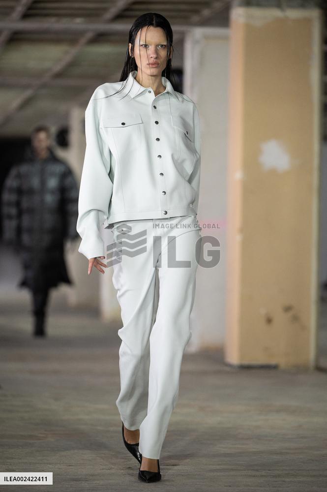 PFW - Avellano Runway