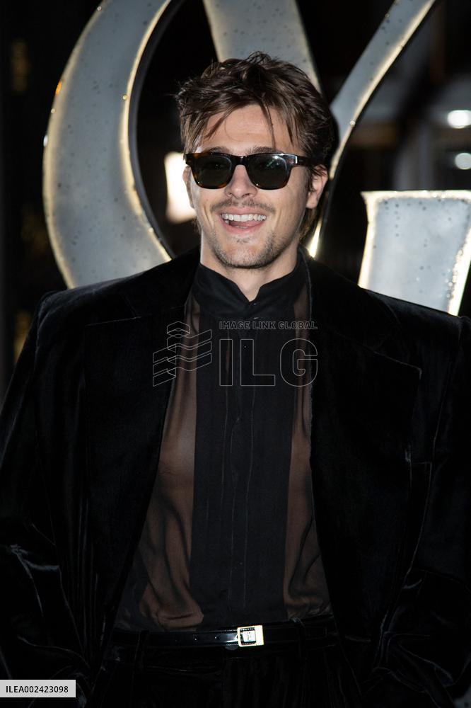 PFW Yves Saint Laurent Photocall