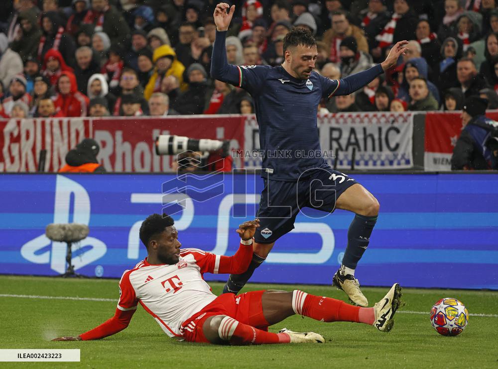 (SP)GERMANY-MUNICH-FOOTBALL-UEFA CHAMPIONS LEAGUE-ROUND OF 16-BAYERN MUNICH VS LAZIO