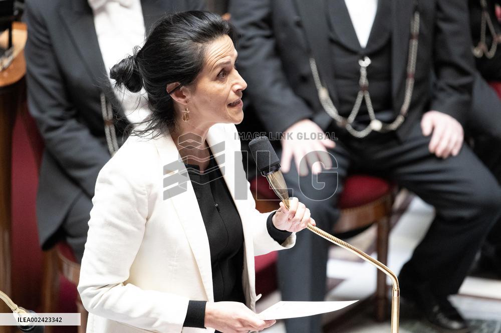 Questions to the Government - Paris