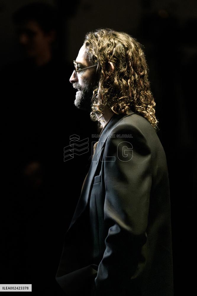 PFW - Yves Saint Laurent Front Row