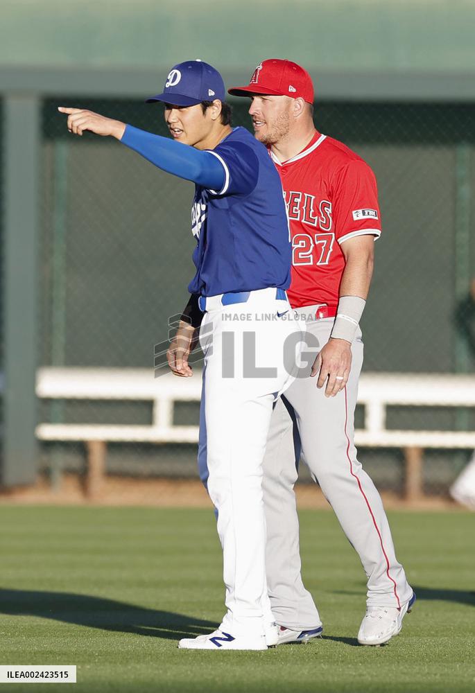 Baseball: MLB spring training game