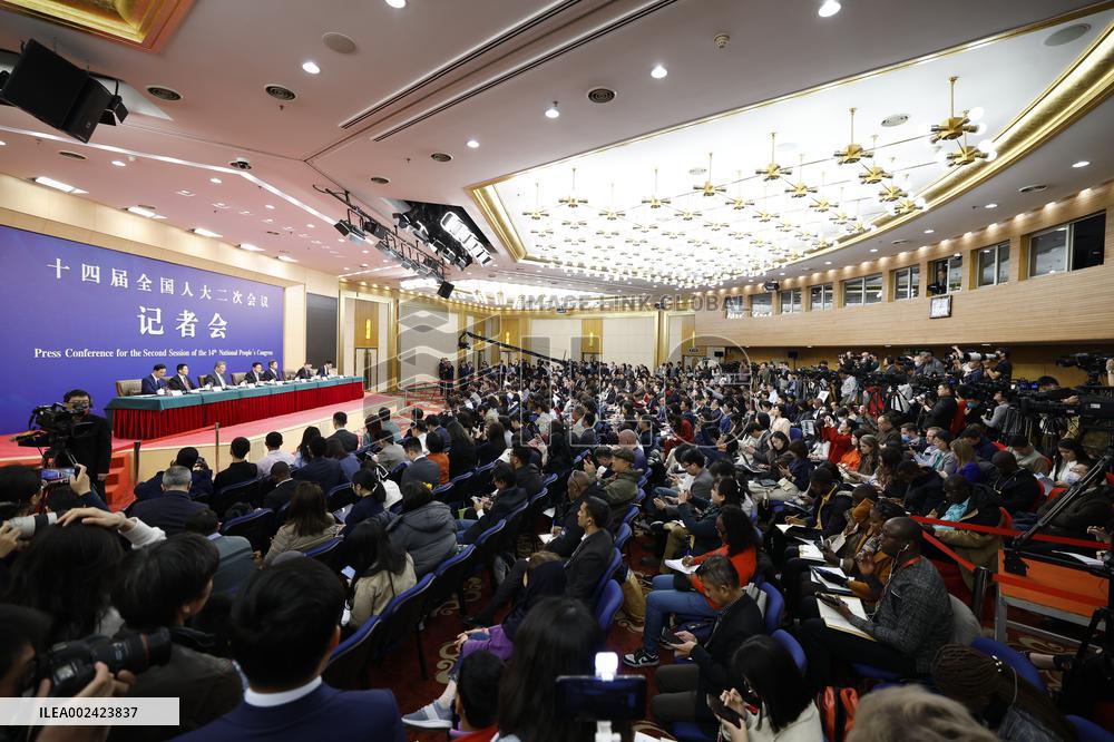 (TWO SESSIONS) CHINA-BEIJING-NPC-PRESS CONFERENCE-ECONOMY (CN)