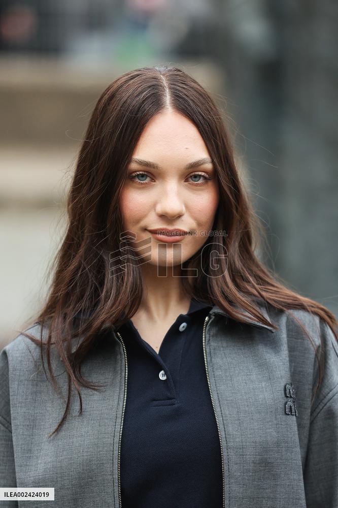 PFW - Miu Miu Womenswear Fall/Winter 2024-2025 - Arrivals NB