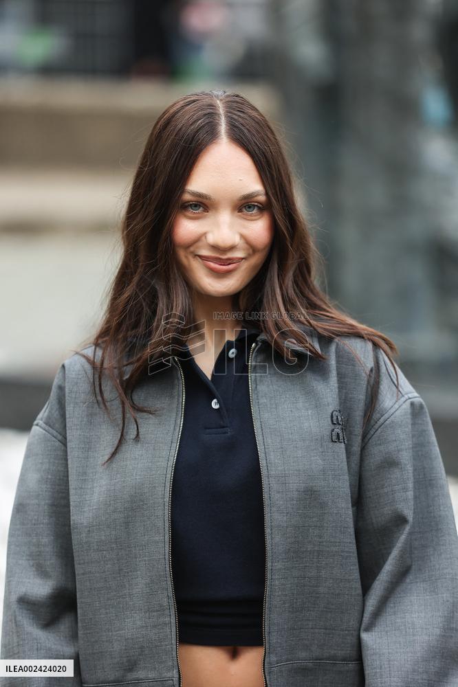 PFW - Miu Miu Womenswear Fall/Winter 2024-2025 - Arrivals NB