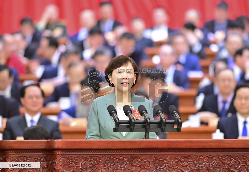 (TWO SESSIONS) CHINA-BEIJING-CPPCC-ANNUAL SESSION-SECOND PLENARY MEETING (CN)