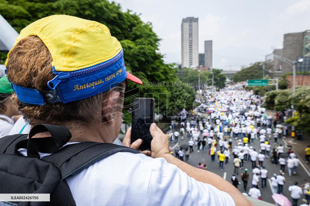 Colombia Faces New Antigovernment Protests