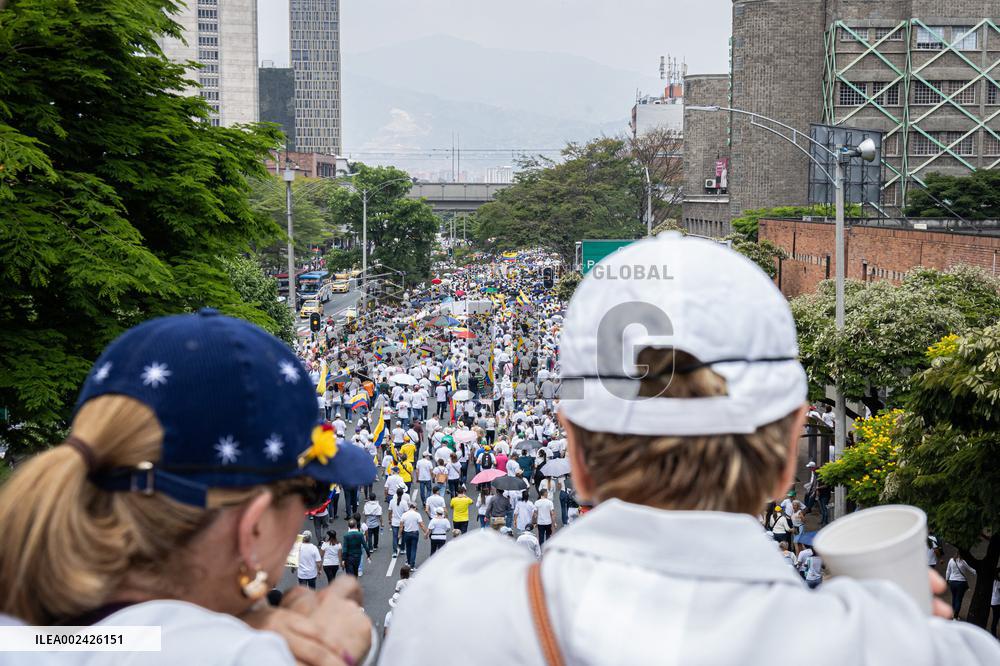 Colombia Faces New Antigovernment Protests