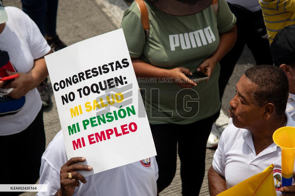 Colombia Faces New Antigovernment Protests