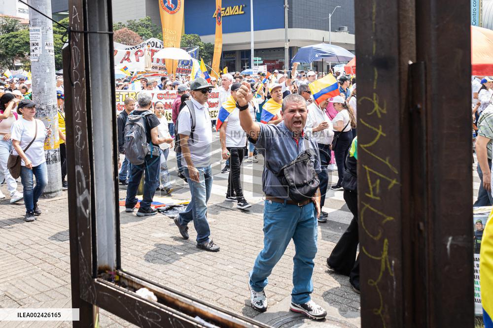 Colombia Faces New Antigovernment Protests