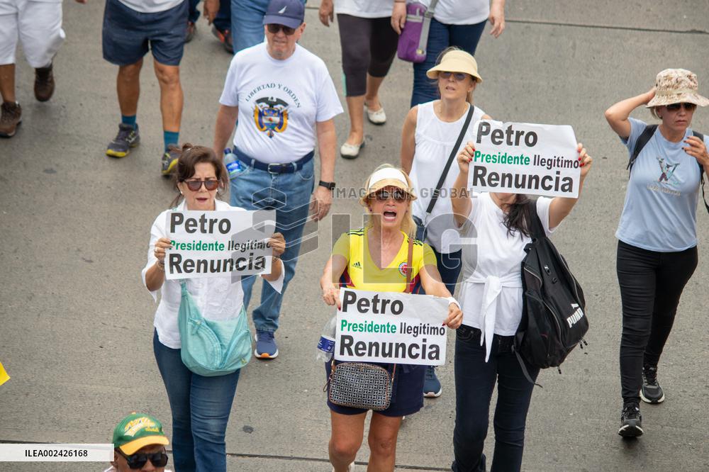 Colombia Faces New Antigovernment Protests