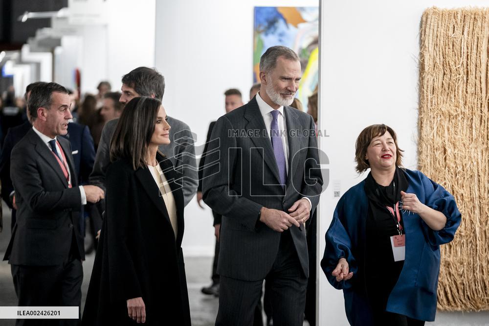 Royals Visit International Contemporary Art Fair - Madrid