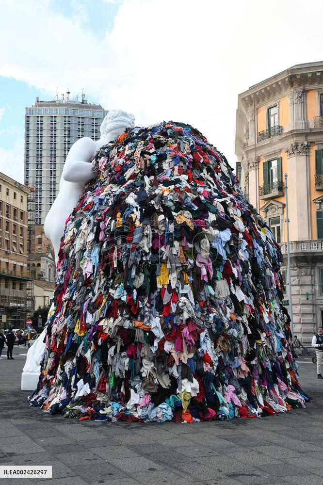 Naples Gets New Venus Of The Rags Artwork - Italy