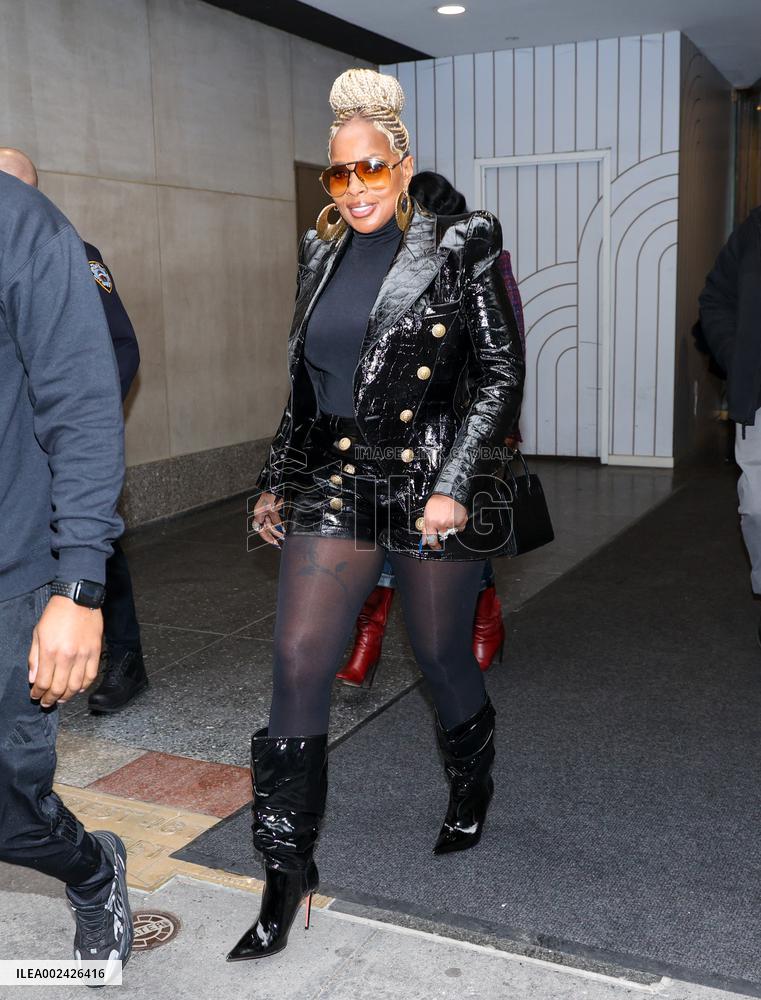 Mary J Blige At CBS This Morning Studios - NYC