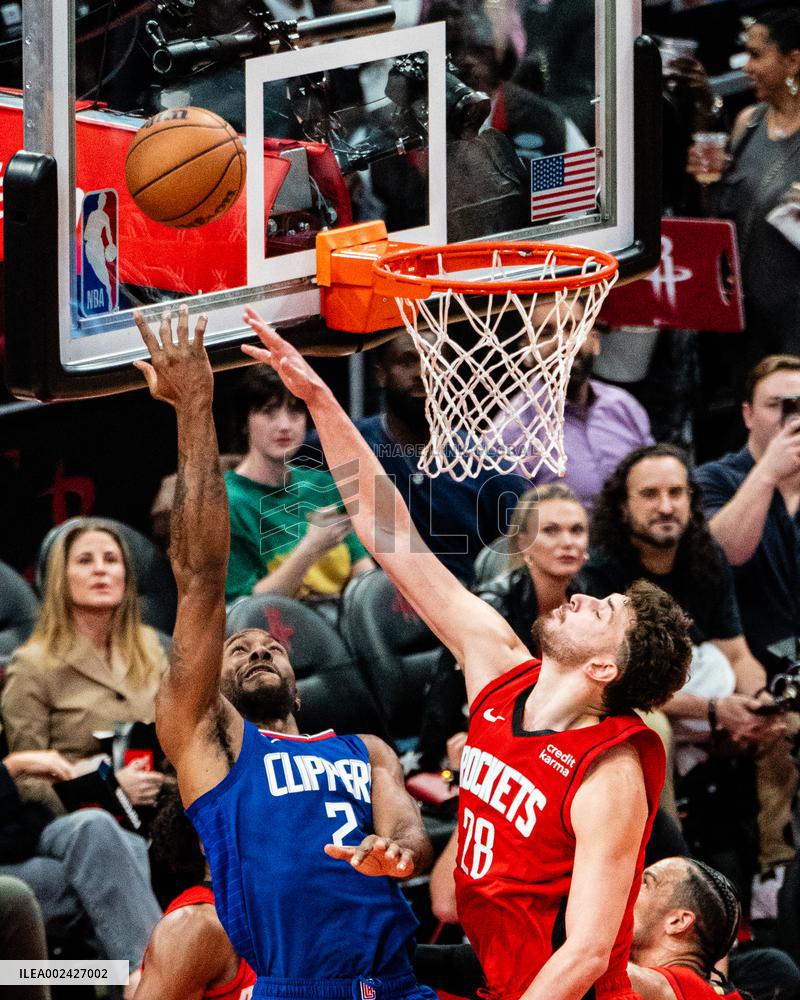 (SP)U.S.-HOUSTON-BASKETBALL-NBA-CLIPPERS VS ROCKETS