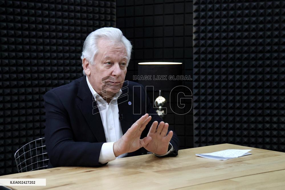 Mykhailo Zakharevych on Samokhvalov Asks program by Ukrinform