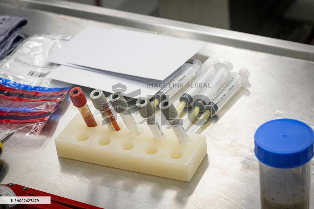 Trace Research At NFI Institute - The Hague