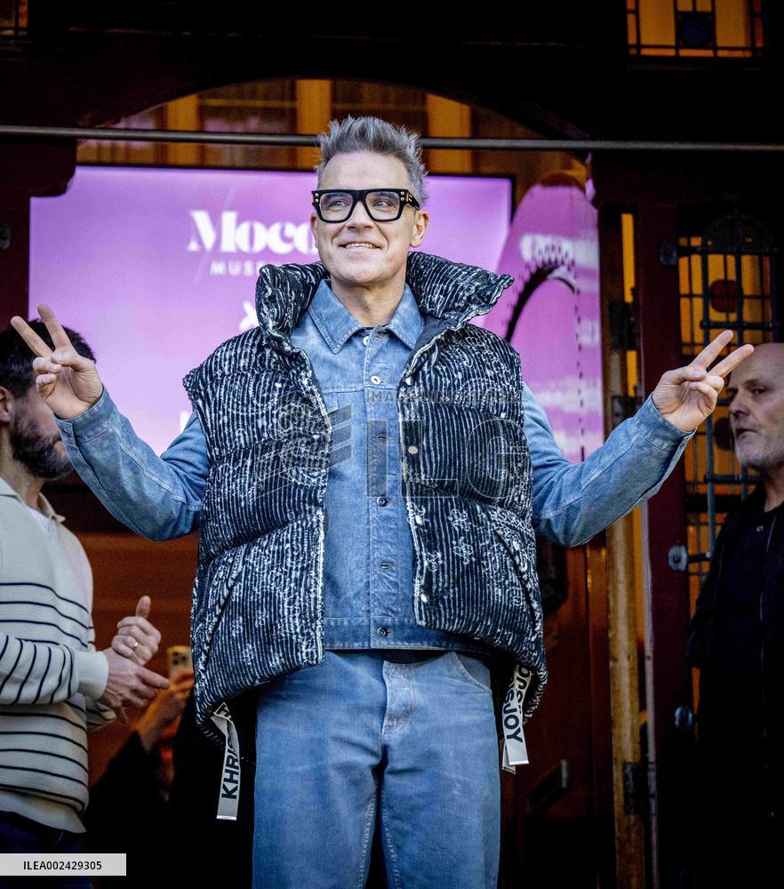 Robbie Williams Celebrates His First Exhibition At Moco Museum - Amsterdam