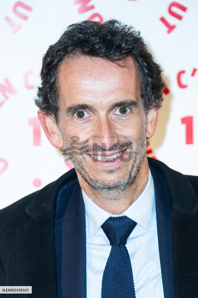 Un Rien C est Tout Gala