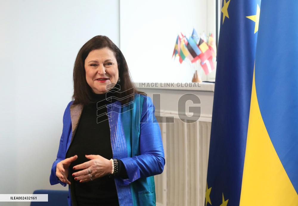 EU Delegation of Ukraine awards Essay Contest winners