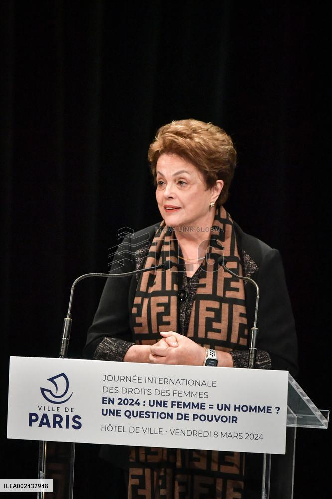 A Woman Equals A Man ? Conference - Paris