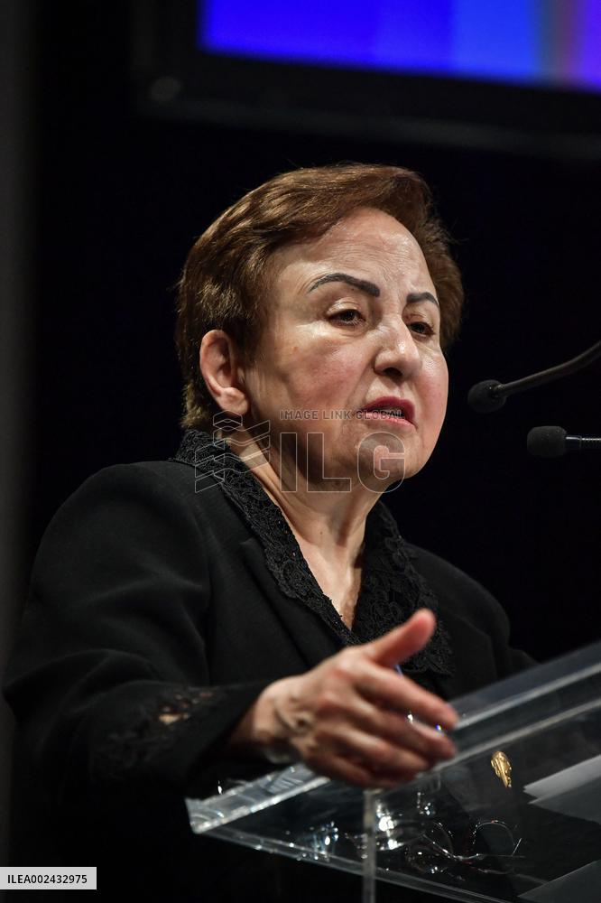 A Woman Equals A Man ? Conference - Paris