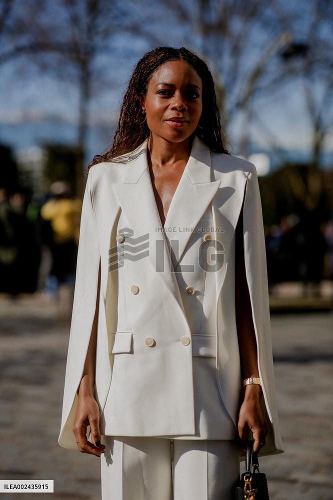 PFW - Stella McCartney Street Style