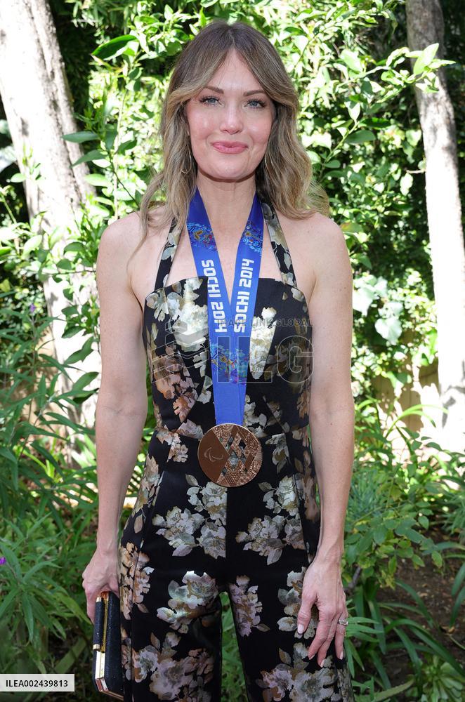 Gold Meets Golden - LA