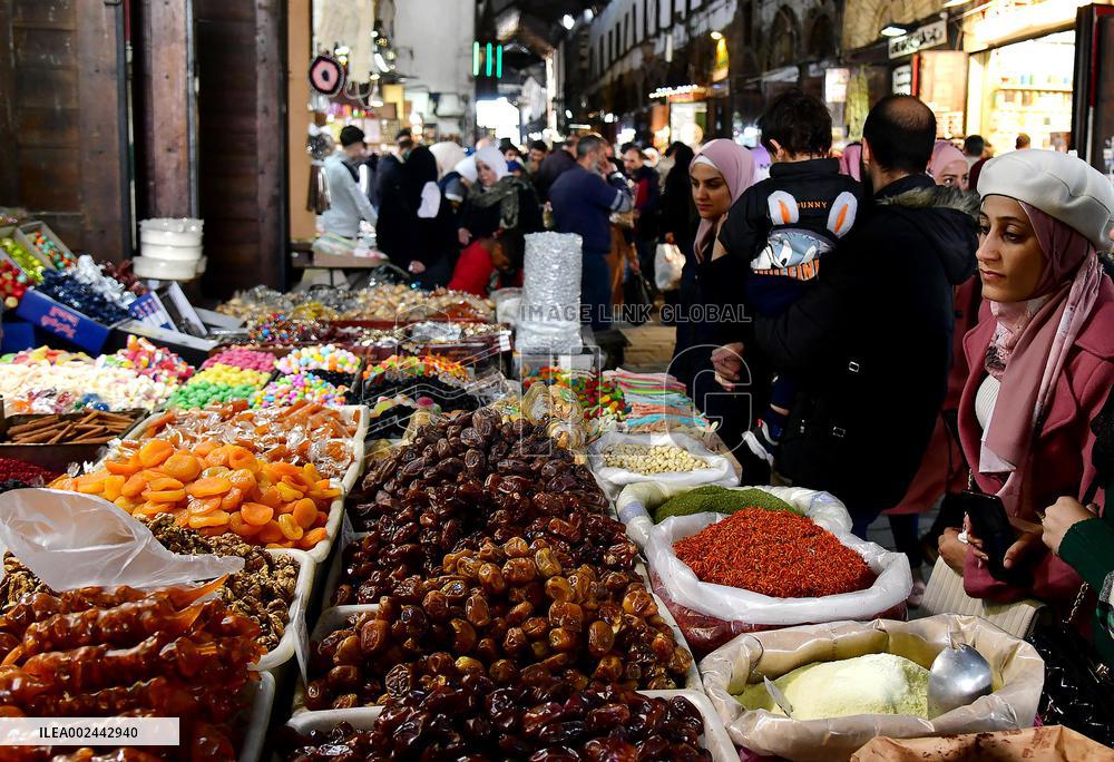 SYRIA-DAMASCUS-RAMADAN-SHOPPING