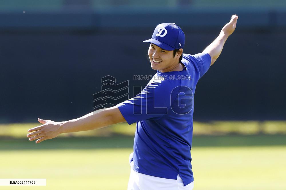 Baseball: MLB spring training