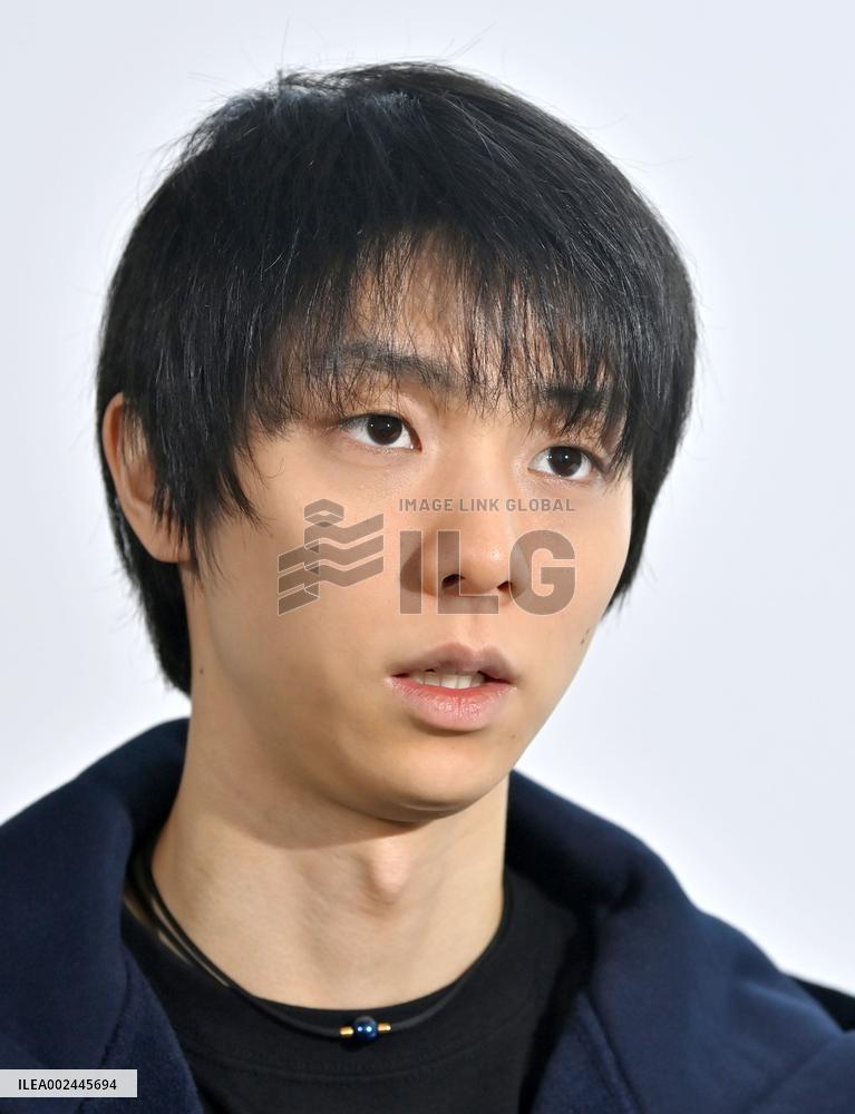 Figure skating star Hanyu in interview
