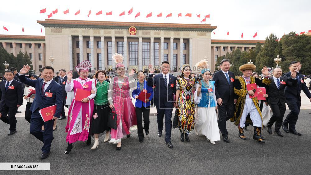 XINHUA PHOTOS OF THE DAY