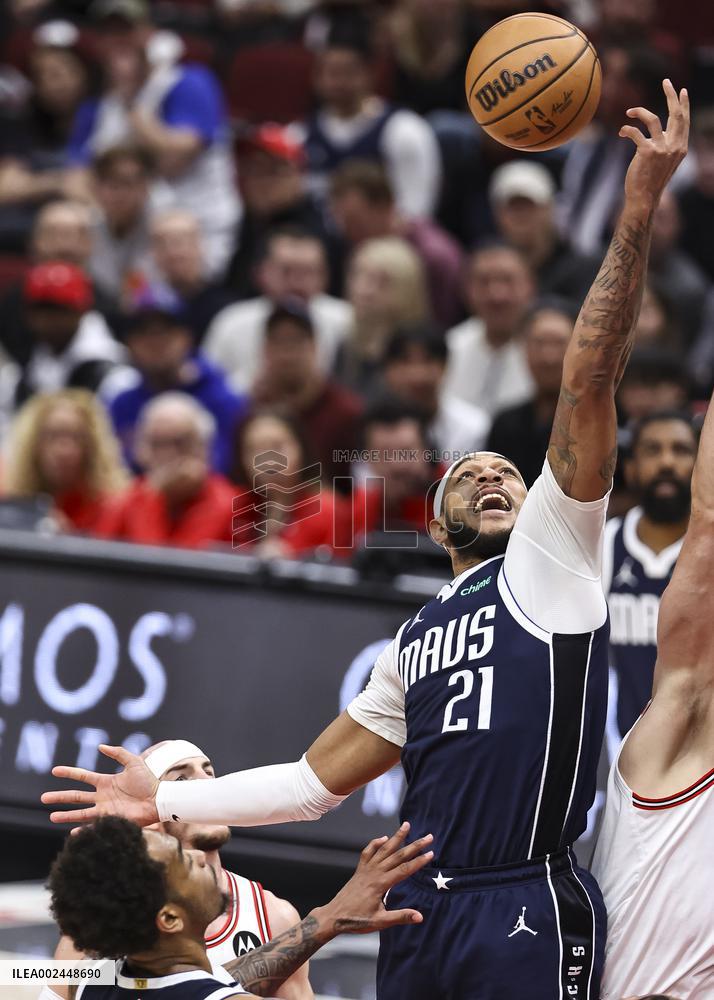 (SP)U.S.-CHICAGO-BASKETBALL-NBA-BULLS VS MAVERICKS