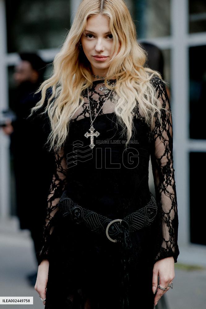 PFW - Avellano Street Style