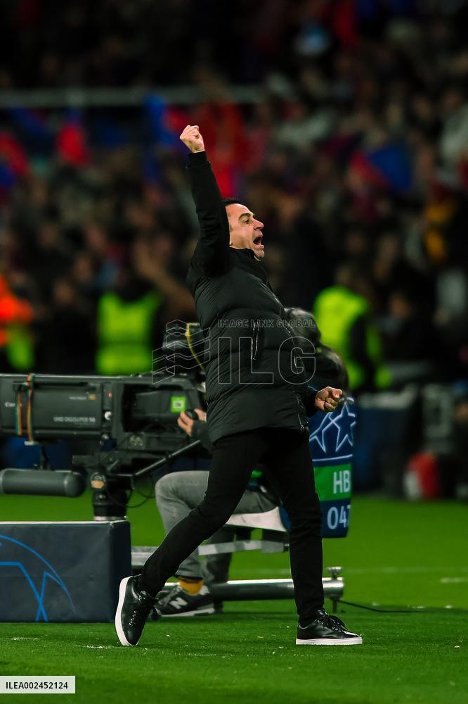 (SP)SPAIN-BARCELONA-FOOTBALL-UEFA CHAMPIONS LEAGUE-ROUND OF 16-BARCELONA VS NAPOLI
