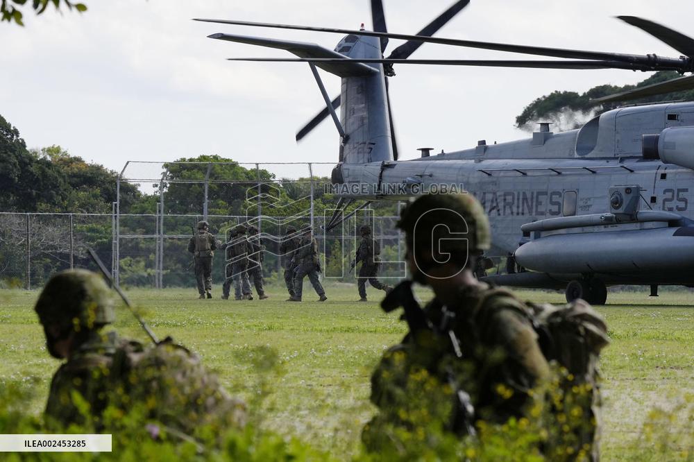 GSDF-U.S. Marines joint drills in southwestern Japan