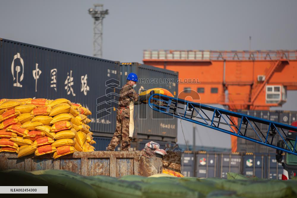 CHINA-HEILONGJIANG-CHEMICAL FERTILIZER-TRANSPORT (CN)