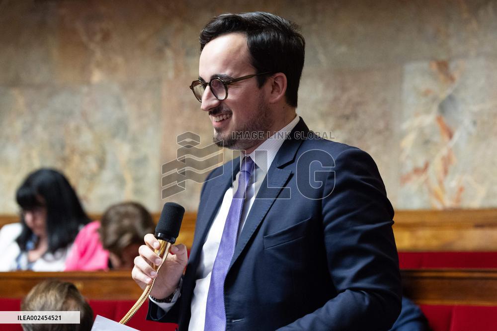 Session of questions to the government at the National Assembly - Paris