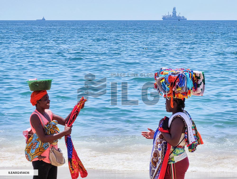 ANGOLA-LUANDA-CITY VIEWS