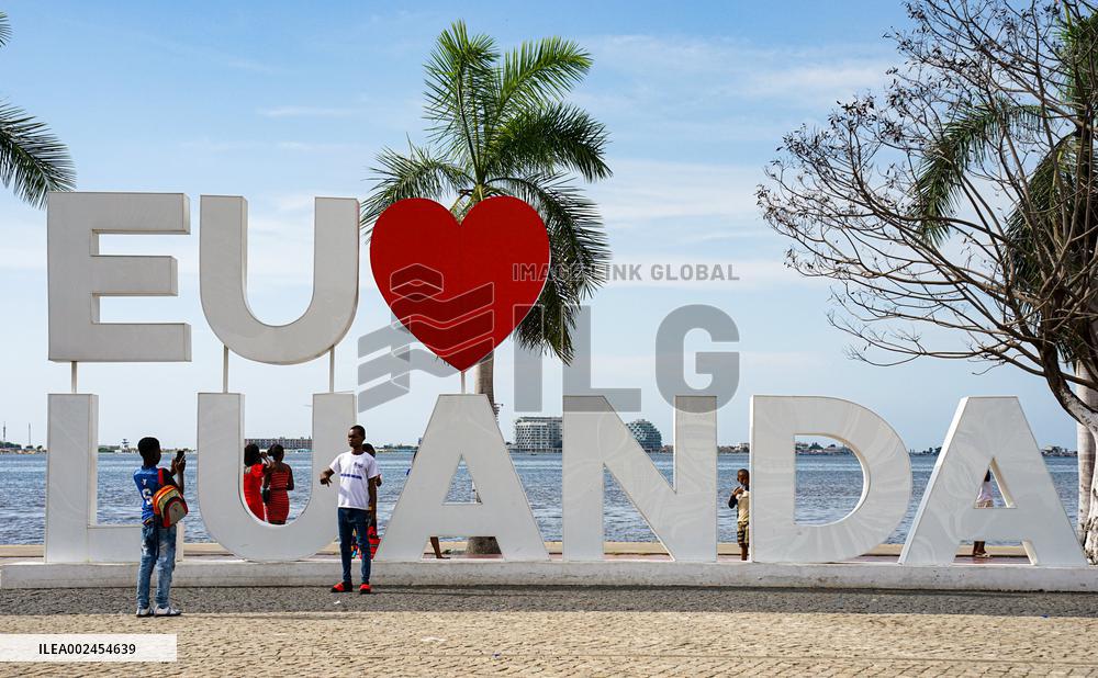 ANGOLA-LUANDA-CITY VIEWS
