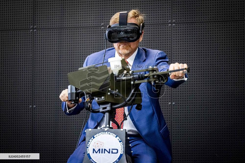 King Willem-Alexander Visits Innovation Hub Mindbase - Rotterdam