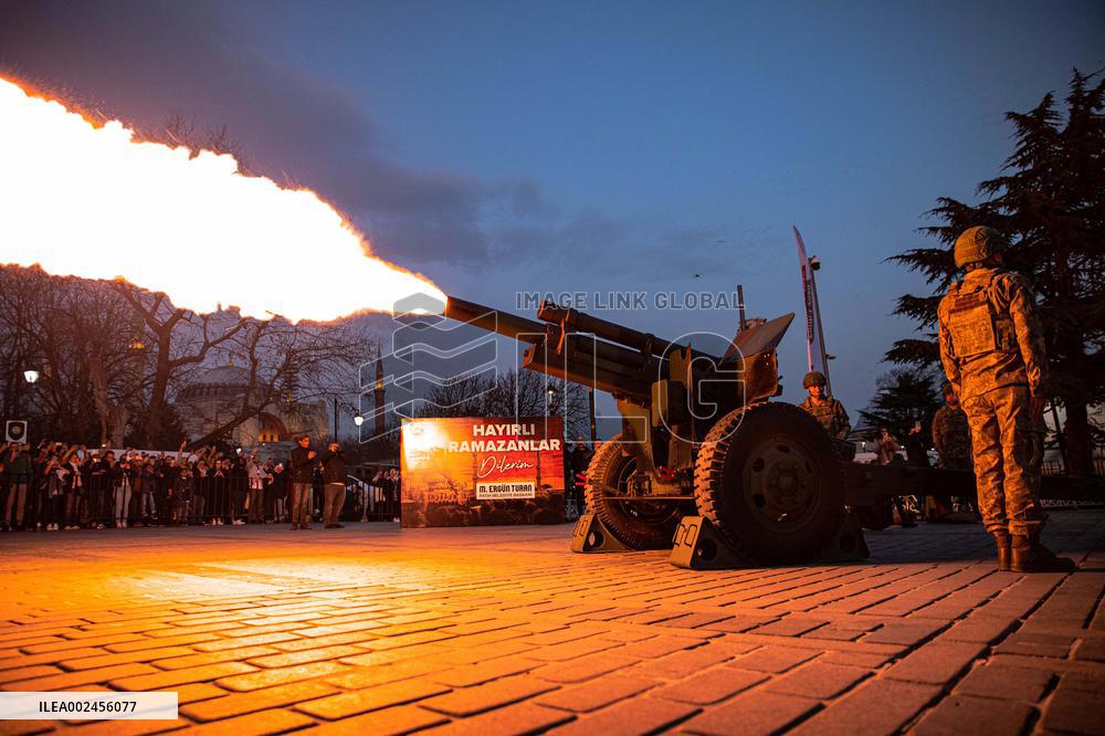 Iftar Time - Istanbul