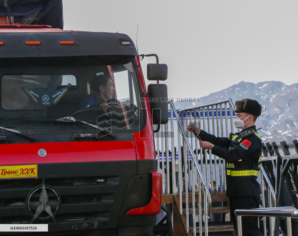 CHINA-XINJIANG-TAKIXKEN ROAD PORT (CN)