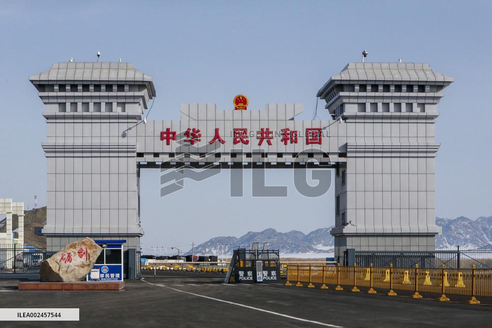 CHINA-XINJIANG-TAKIXKEN ROAD PORT (CN)