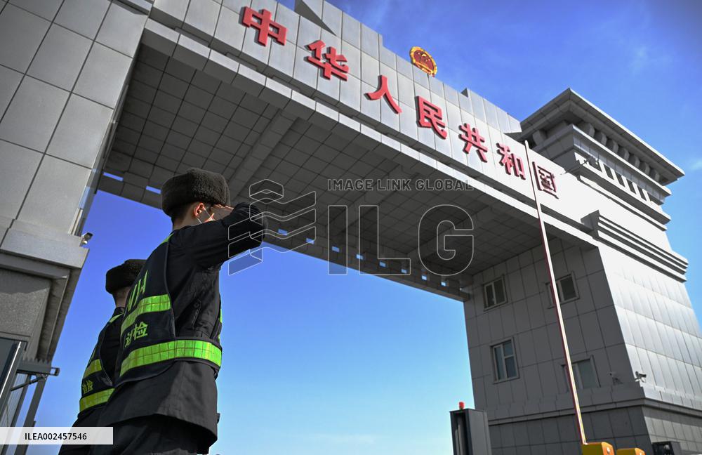 CHINA-XINJIANG-TAKIXKEN ROAD PORT (CN)