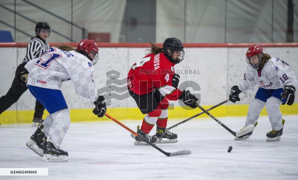 (SP)CROATIA-ZAGREB-ICE HOCKEY-WORLD CHAMPIONSHIP-WOMEN-CRO VS BUL