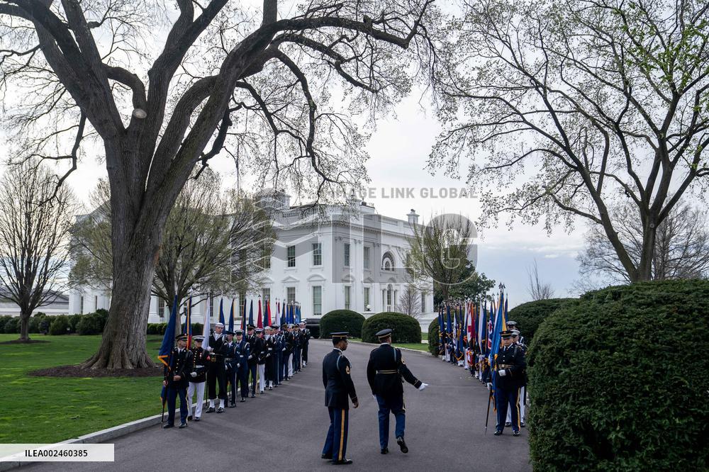 DC: U.S. President Joe Biden meets with Ireland's Taoiseach Leo Varadkar