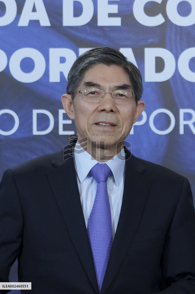 Protocol signed for access of Chilean almonds to China