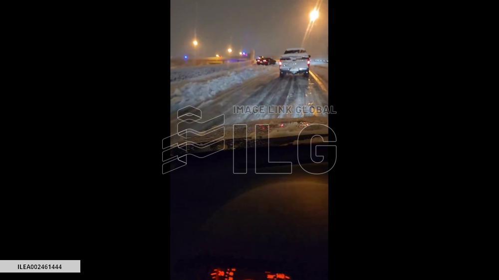 US: Winter Storm Continues To Bring Heavy Snow To Colorado, Wreaking Havoc